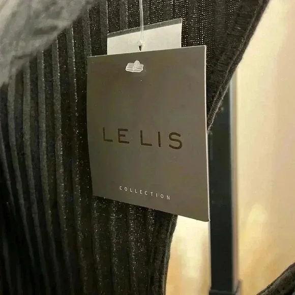 NWT LE LIS Women’s Long Sleeve Bodysuit Size Small - Picture 3 of 4